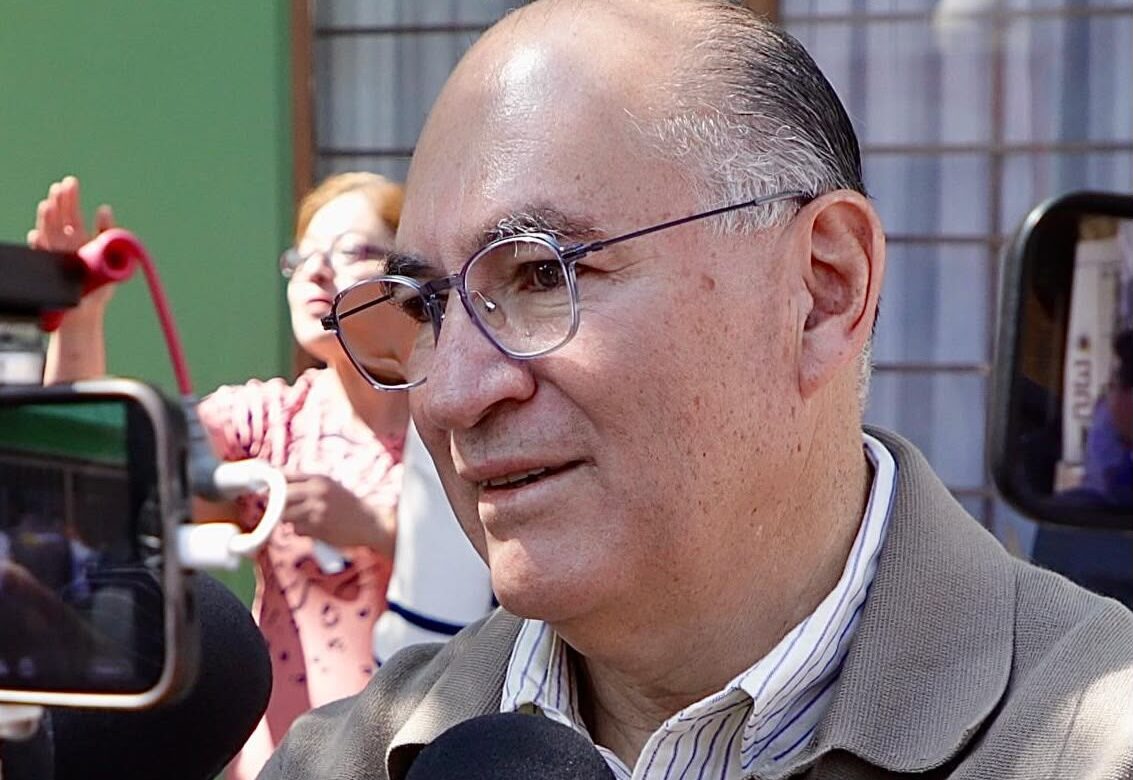 ENRIQUE GALINDO ANUNCIA COMO PRIORIDAD LAS OBRAS DE ILUMINCACIÓN Y PAVIMENTACIÓN EN ESCUELAS